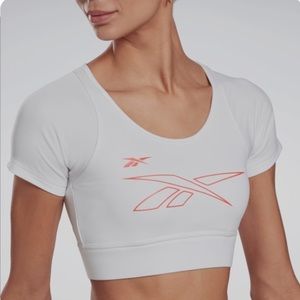 NWT Reebok short sleeve bralette with back detail